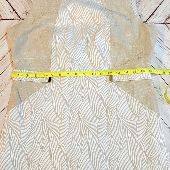 Dana Buchman 12 Sheath Dress Textured Leaves Gold - Picture 10 of 11